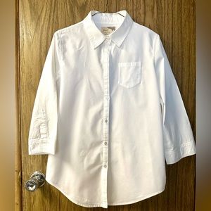 Elizabeth and James Women’s Button Down Shirt M White Adjustable Back Button